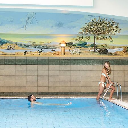 Holiday Club Apartman Hotel Хевиз Экстерьер фото