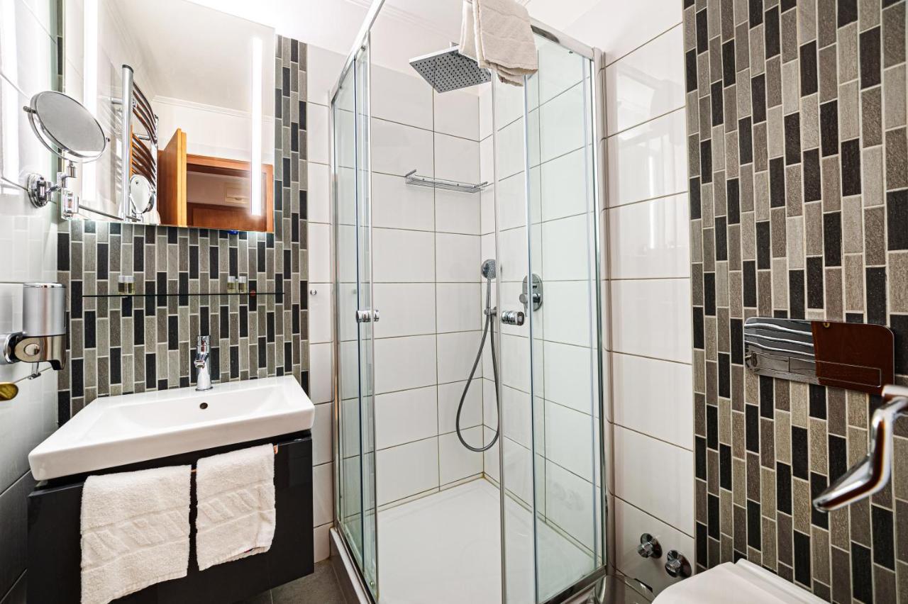 Holiday Club Apartman Hotel Хевиз Экстерьер фото