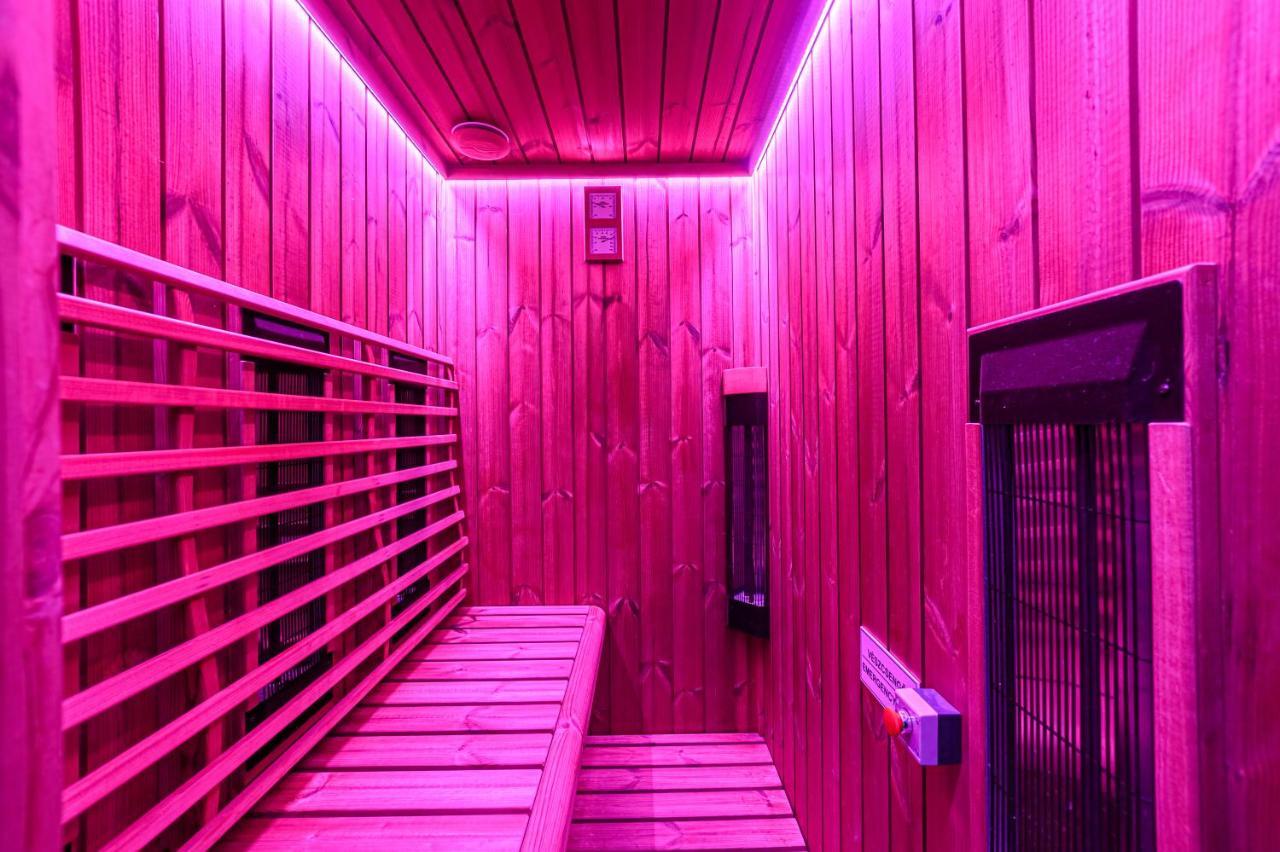 Holiday Club Apartman Hotel Хевиз Экстерьер фото
