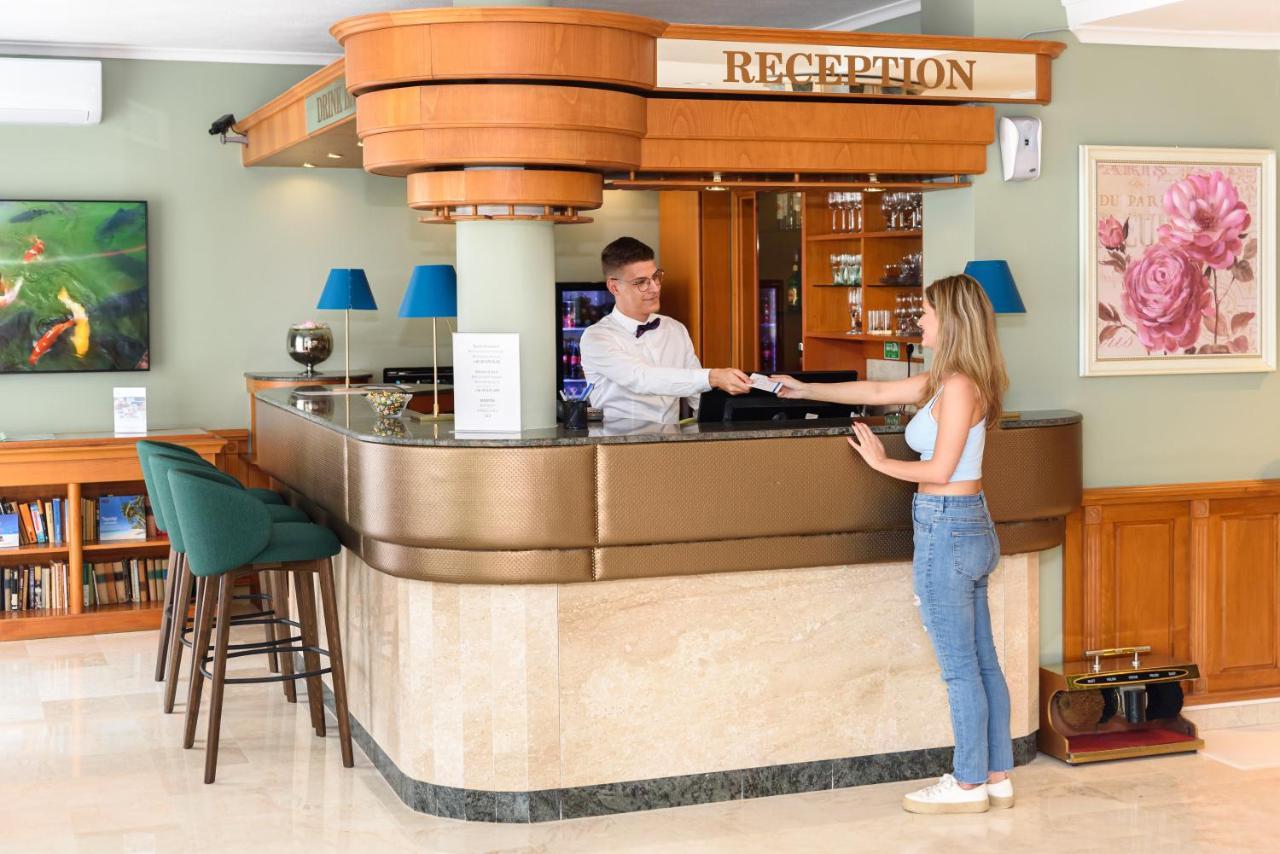Holiday Club Apartman Hotel Хевиз Экстерьер фото
