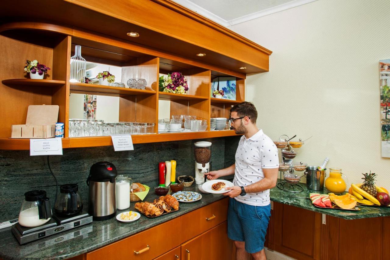Holiday Club Apartman Hotel Хевиз Экстерьер фото