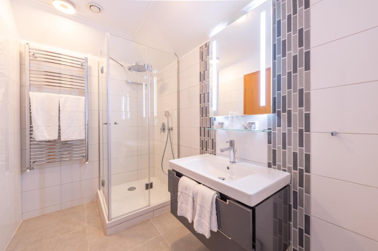 Holiday Club Apartman Hotel Хевиз Экстерьер фото